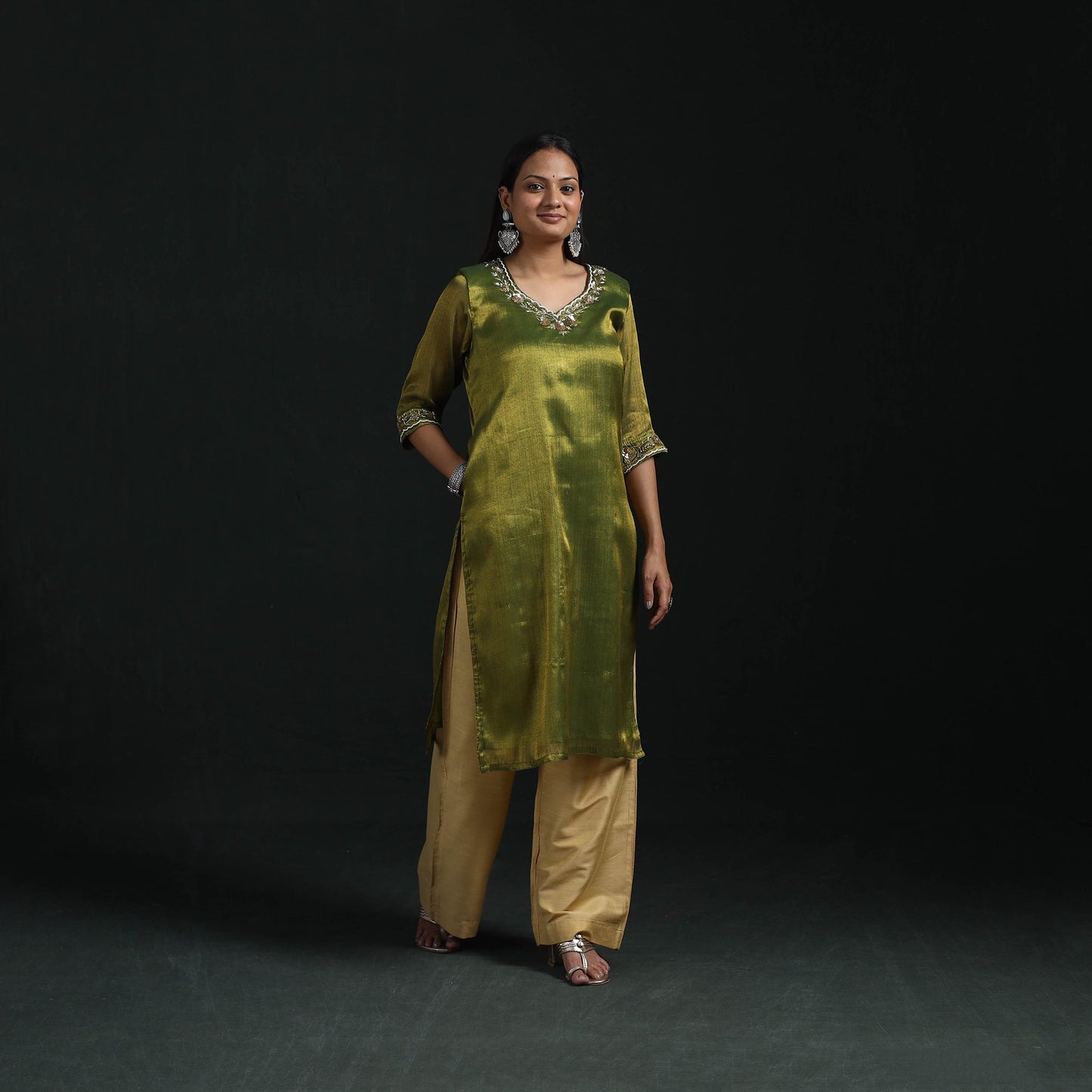 Hand embroidery fine tissue zari straight plain kurta