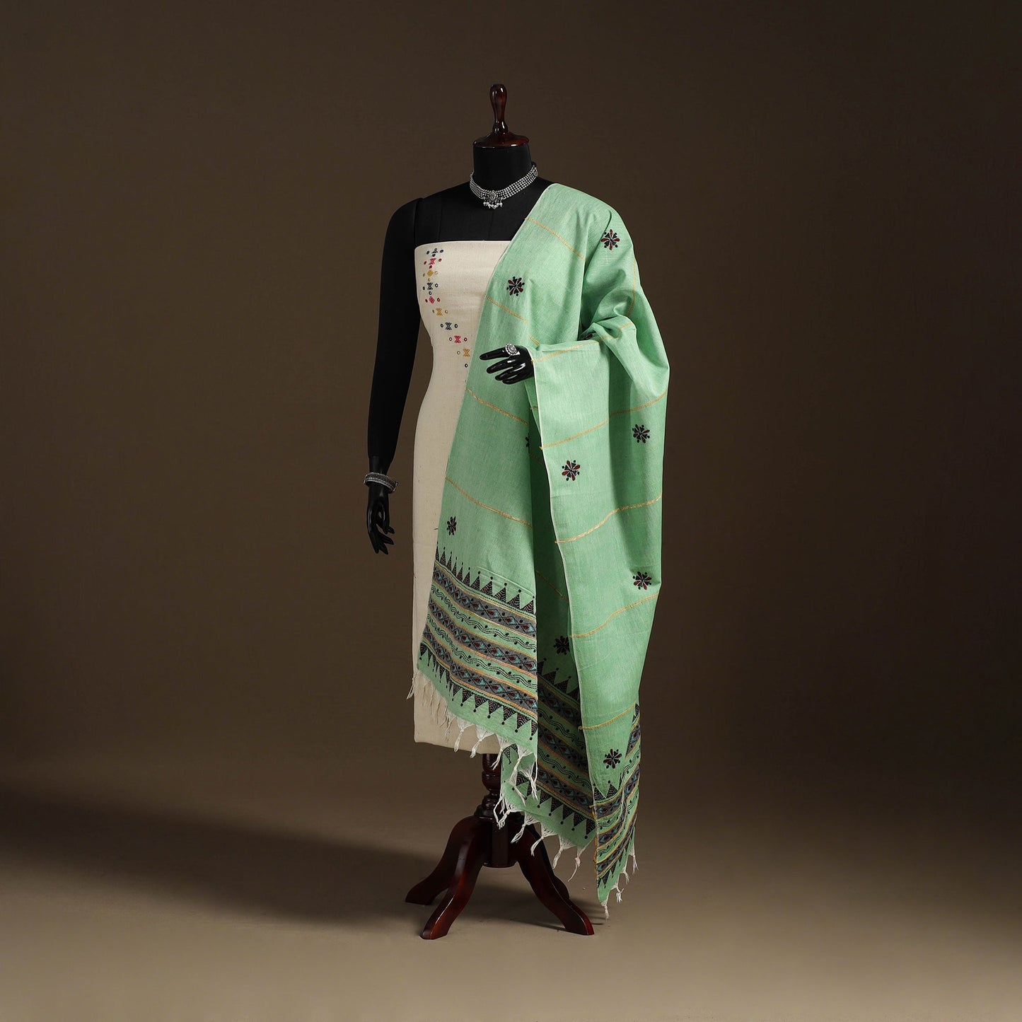 Green Hand Embroidery Khes Handwoven Cotton Kantha Dupatta