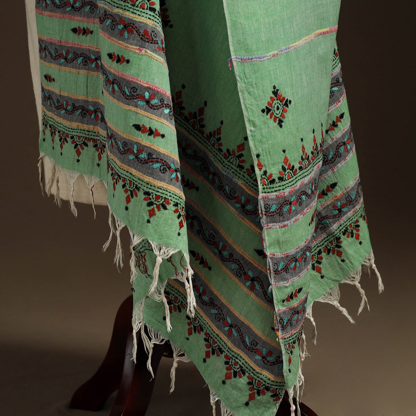 Green Hand Embroidery Khes Handwoven Cotton Kantha Dupatta