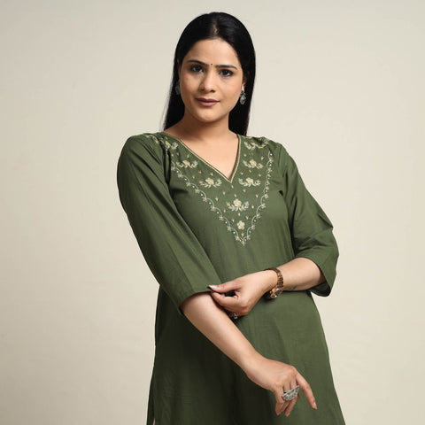 Buy Plain Dyed Hand Embroidery Cotton Long Kurta Online at iTokri.com