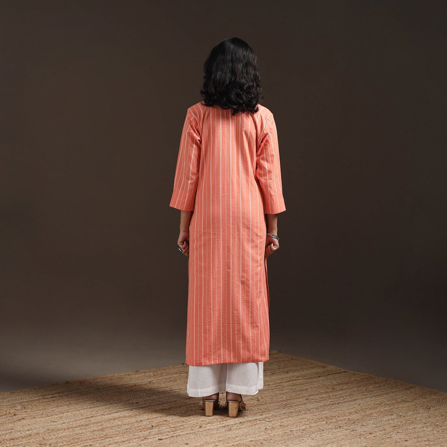 Hand embroidery straight cotton jacquard kurta for women 11