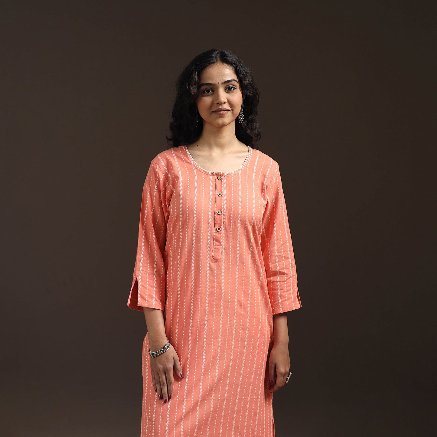 Hand embroidery straight cotton jacquard kurta for women 11