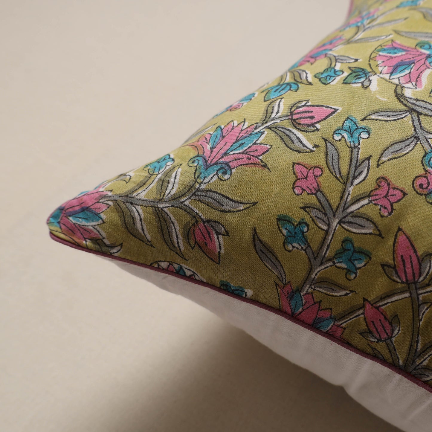 Hand sanganeri cushion cover 19 - handcrafted