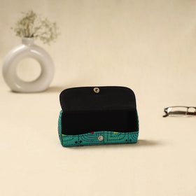 Handcrafted bengal kantha work spectacle case 08