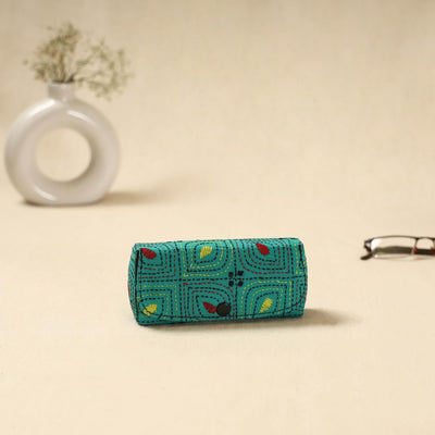 Handcrafted bengal kantha work spectacle case 08