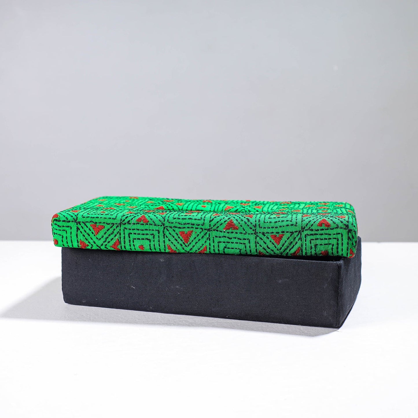 Green Handcrafted Bengal Kantha Work Tissue Box 