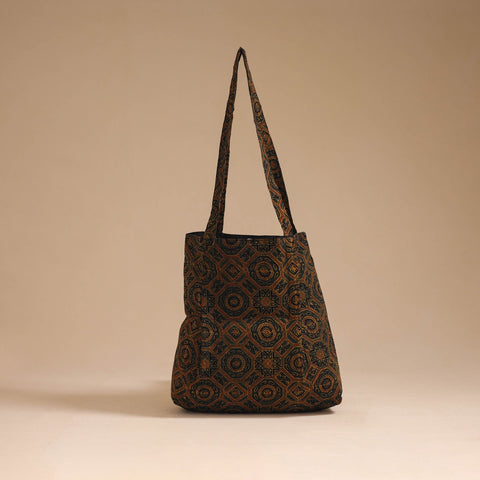 Green - handcrafted cotton jhola bag 06