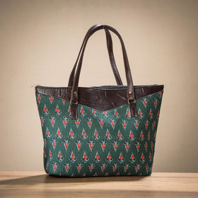 Green Handcrafted Cotton Running Sticth Shoulder Bag (Set of 2)