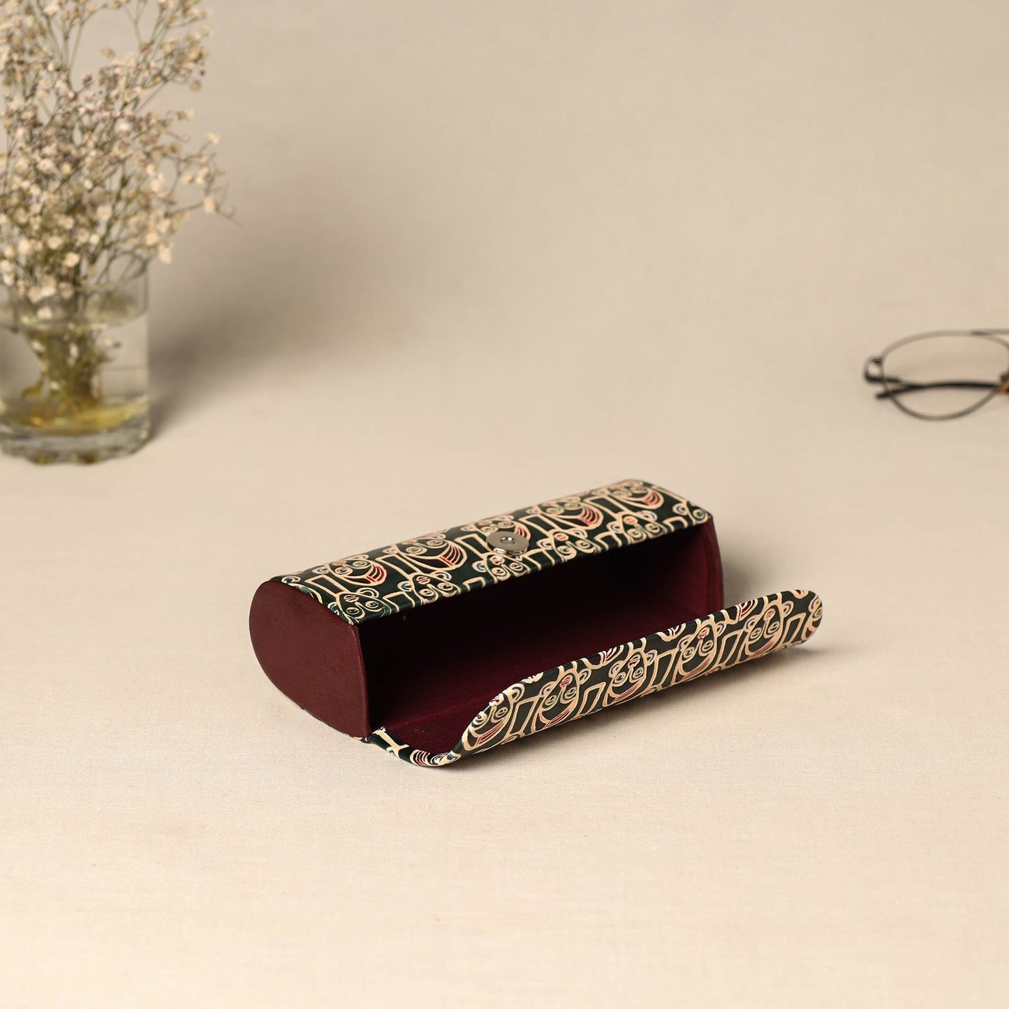 Handcrafted embossed leather spectacle case 05