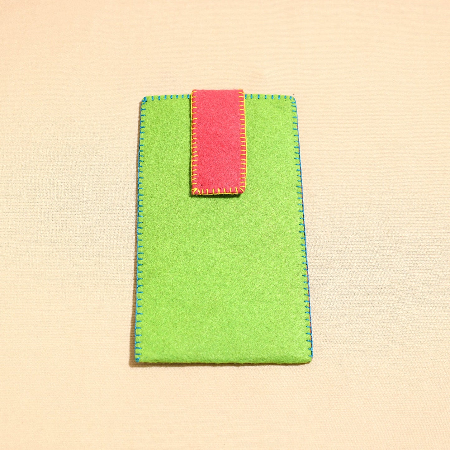Green Handcrafted Embroidered Felt Mobile Pouch 