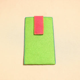 Green Handcrafted Embroidered Felt Mobile Pouch 
