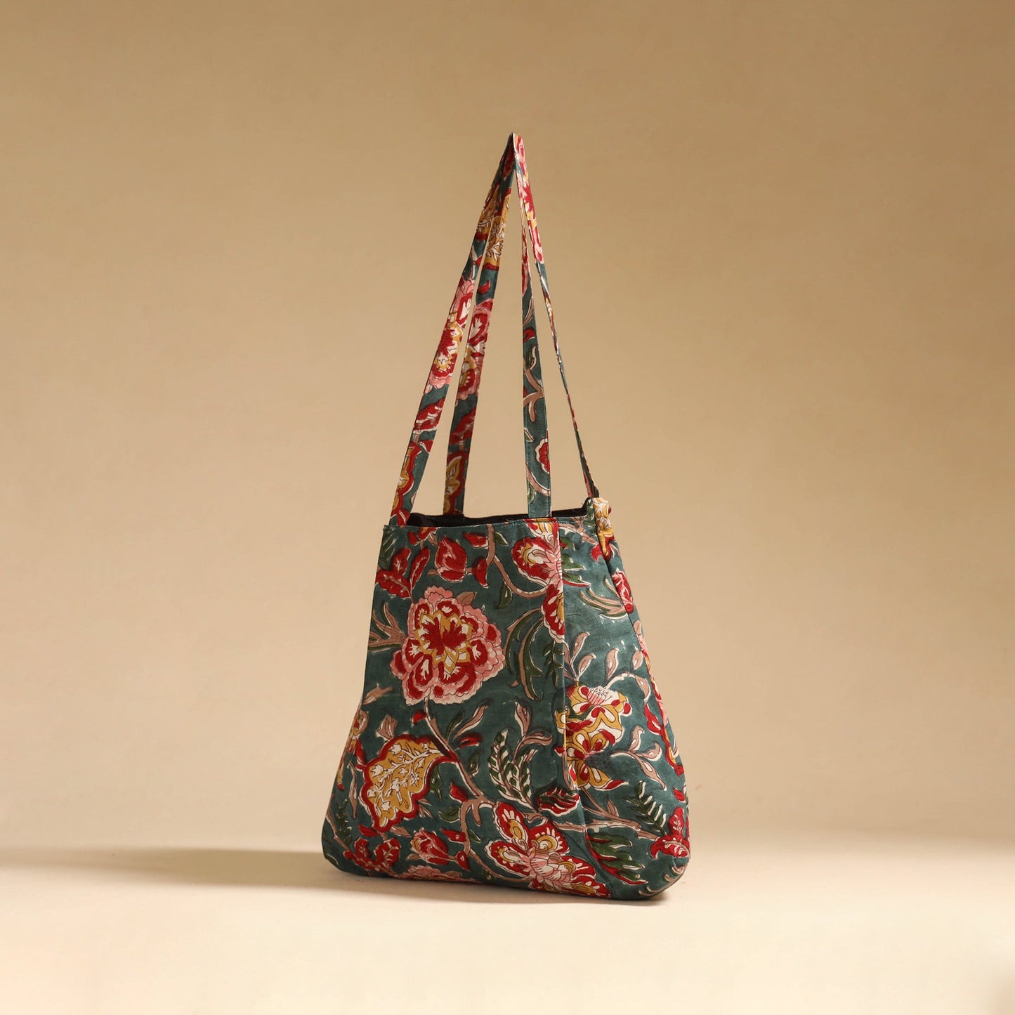 Handcrafted fabric jhola bag 26