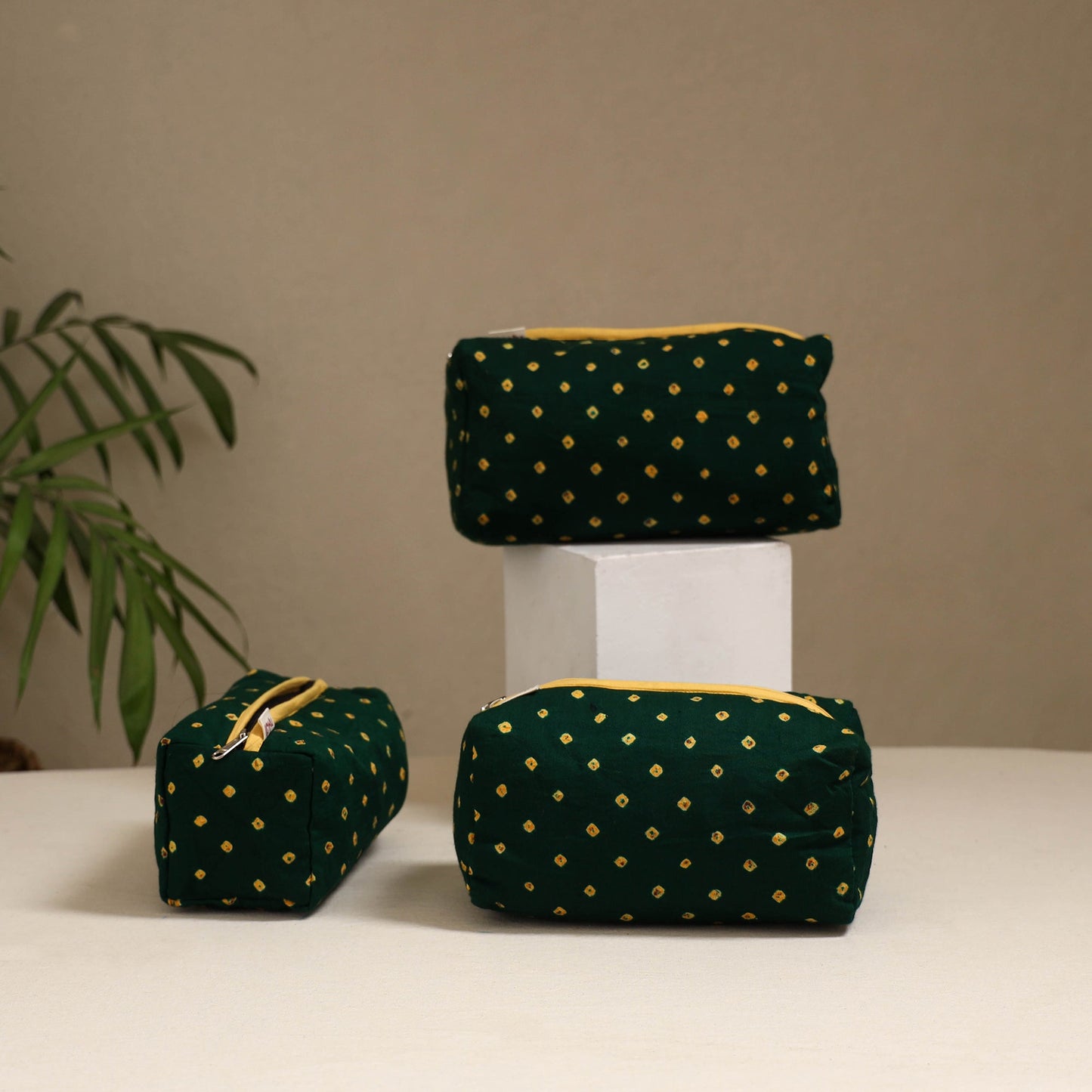 Handcrafted fabric toiletry bags (set of 3) 10