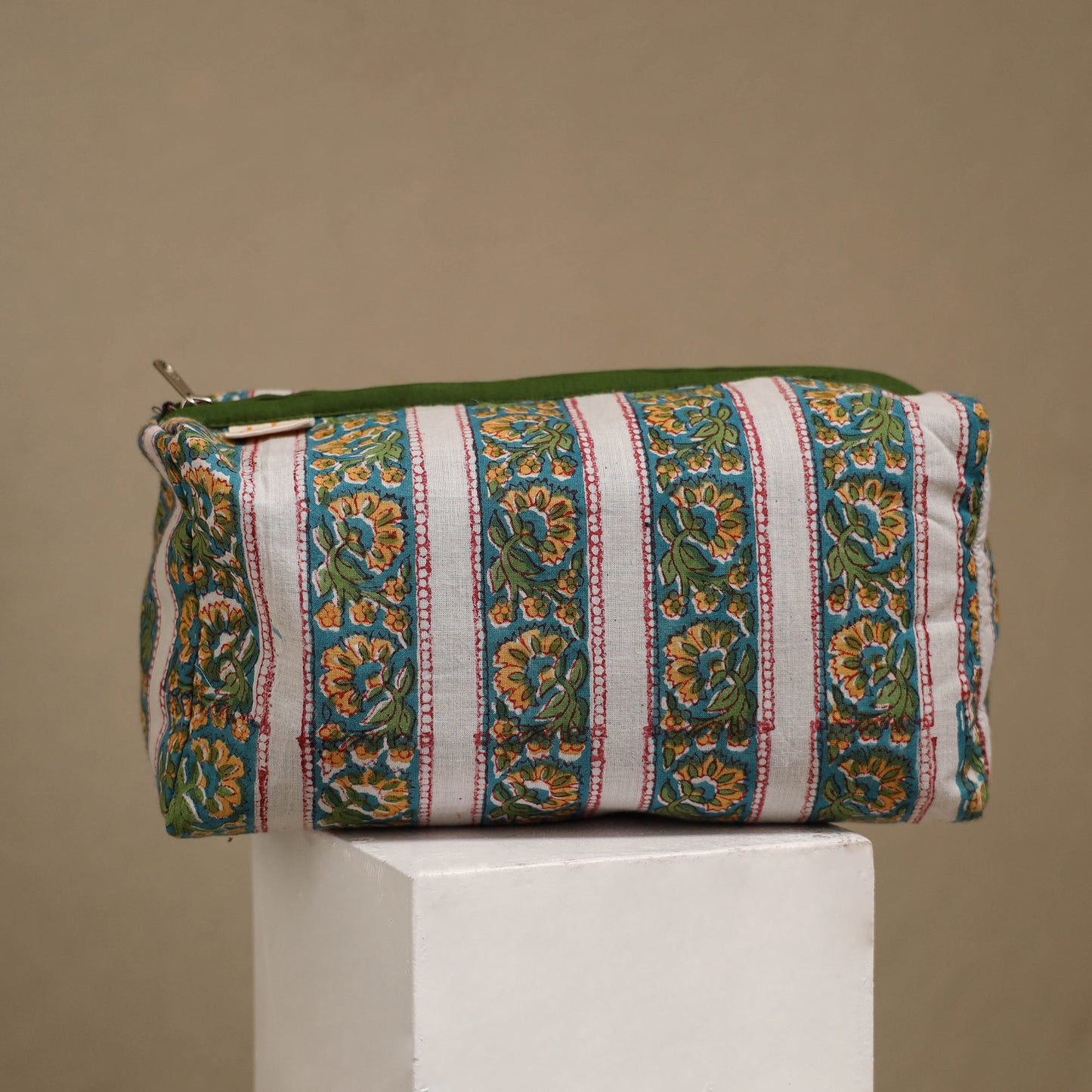 Handcrafted fabric toiletry bags (set of 3) 14