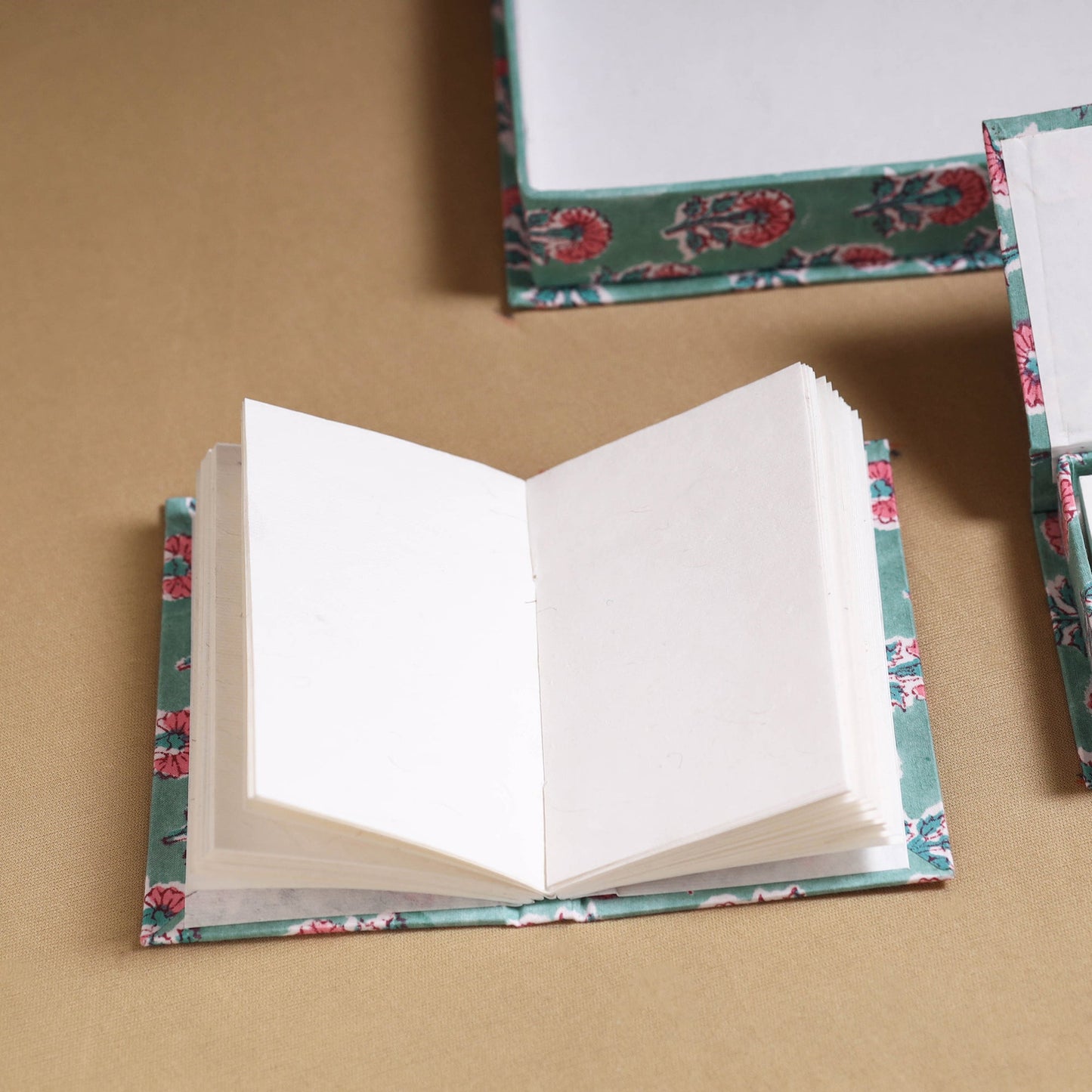 Green - handcrafted floral organizer stationery kit 56