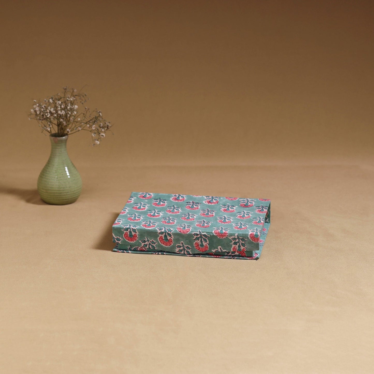 Green - handcrafted floral organizer stationery kit 56