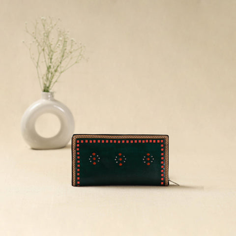 Handcrafted kutch leather clutch / wallet 44