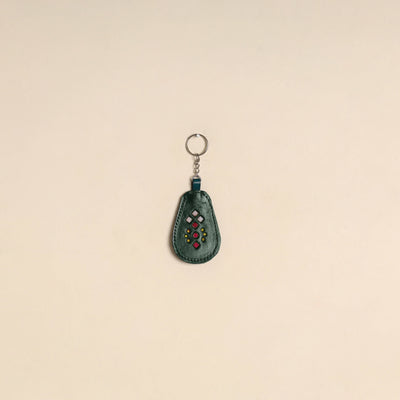 Handcrafted kutch leather keychain 06