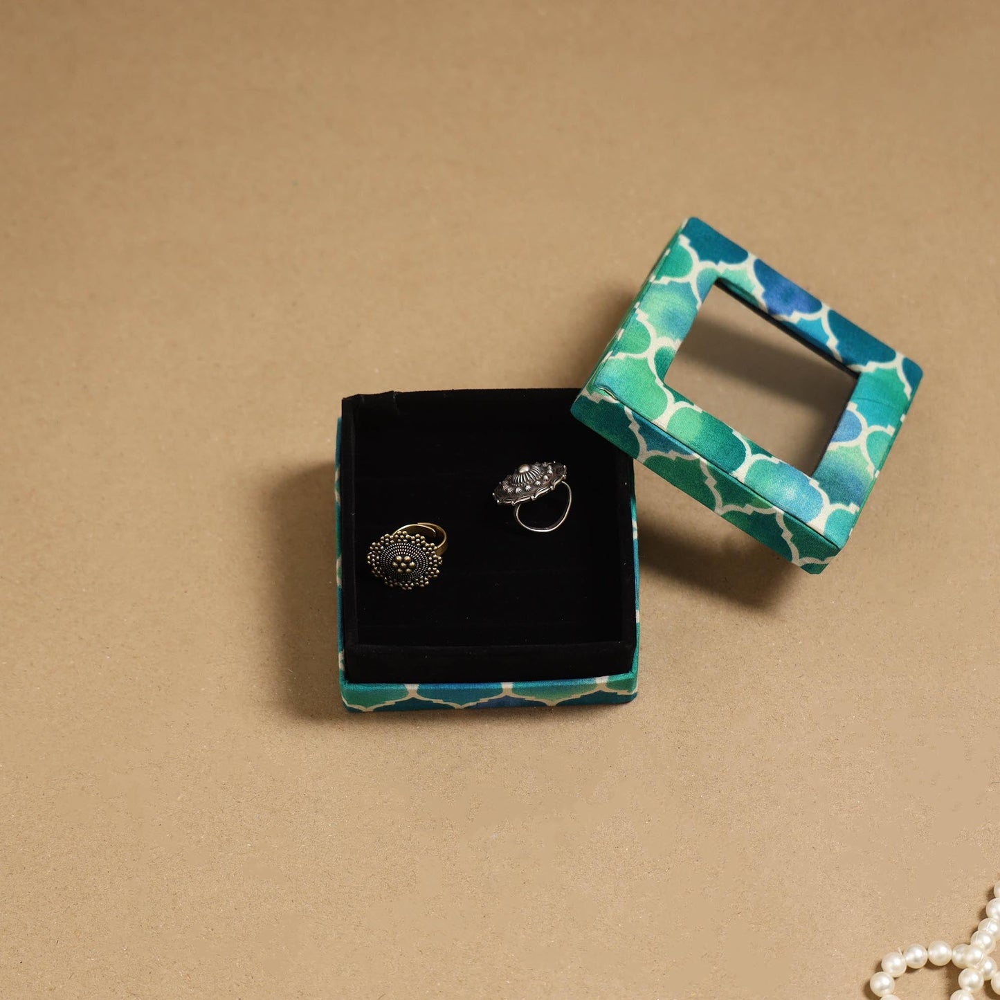 Handcrafted printed fabric ring/earring box 33