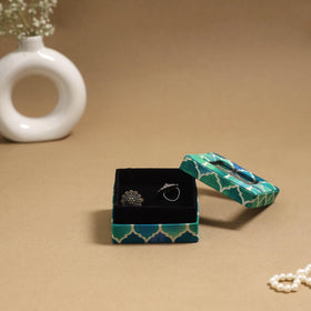 Handcrafted printed fabric ring/earring box 33