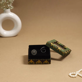 Handcrafted printed fabric ring/earring box 37