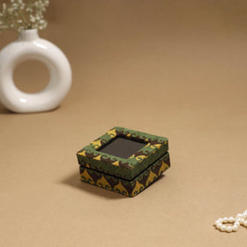 Handcrafted printed fabric ring/earring box 37