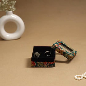 Handcrafted printed fabric ring/earring box 56