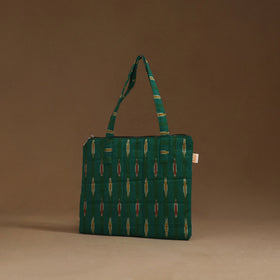 Handcrafted quilted handbag 02