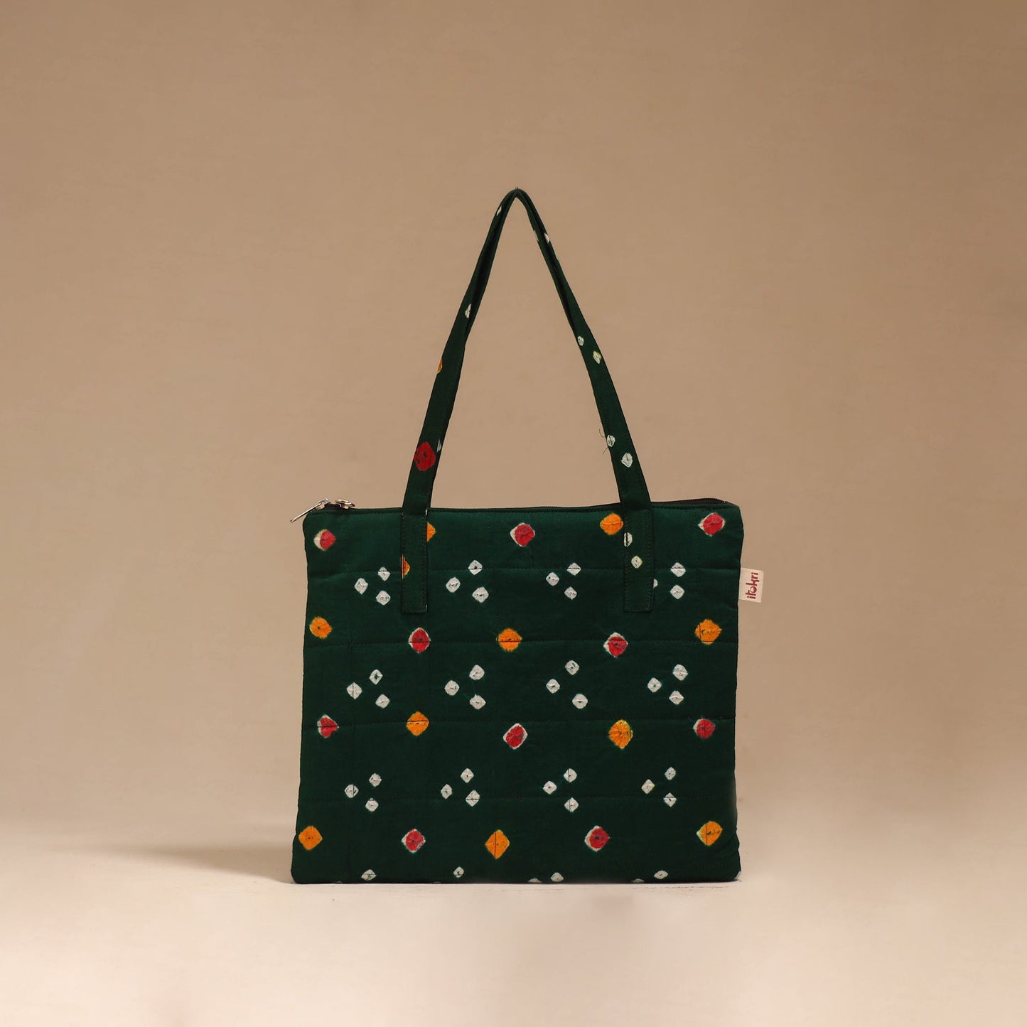 Handcrafted quilted handbag 03