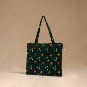 Handcrafted quilted handbag 03