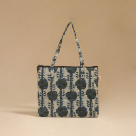 Handcrafted quilted handbag 04