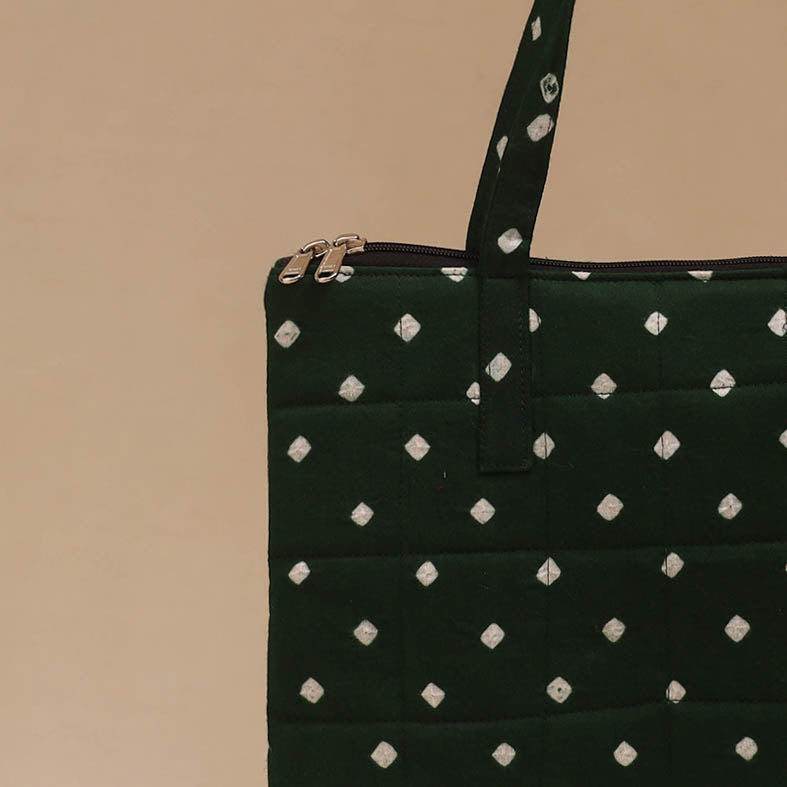 Handcrafted quilted handbag 06