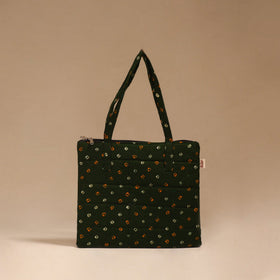 Handcrafted quilted handbag 09