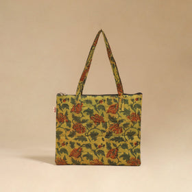 Handcrafted quilted handbag 30