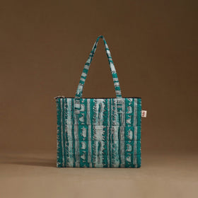 Handcrafted quilted handbag 33