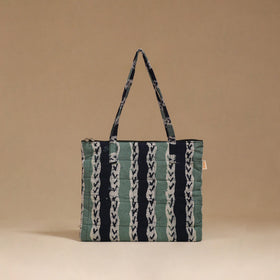 Handcrafted quilted handbag 48