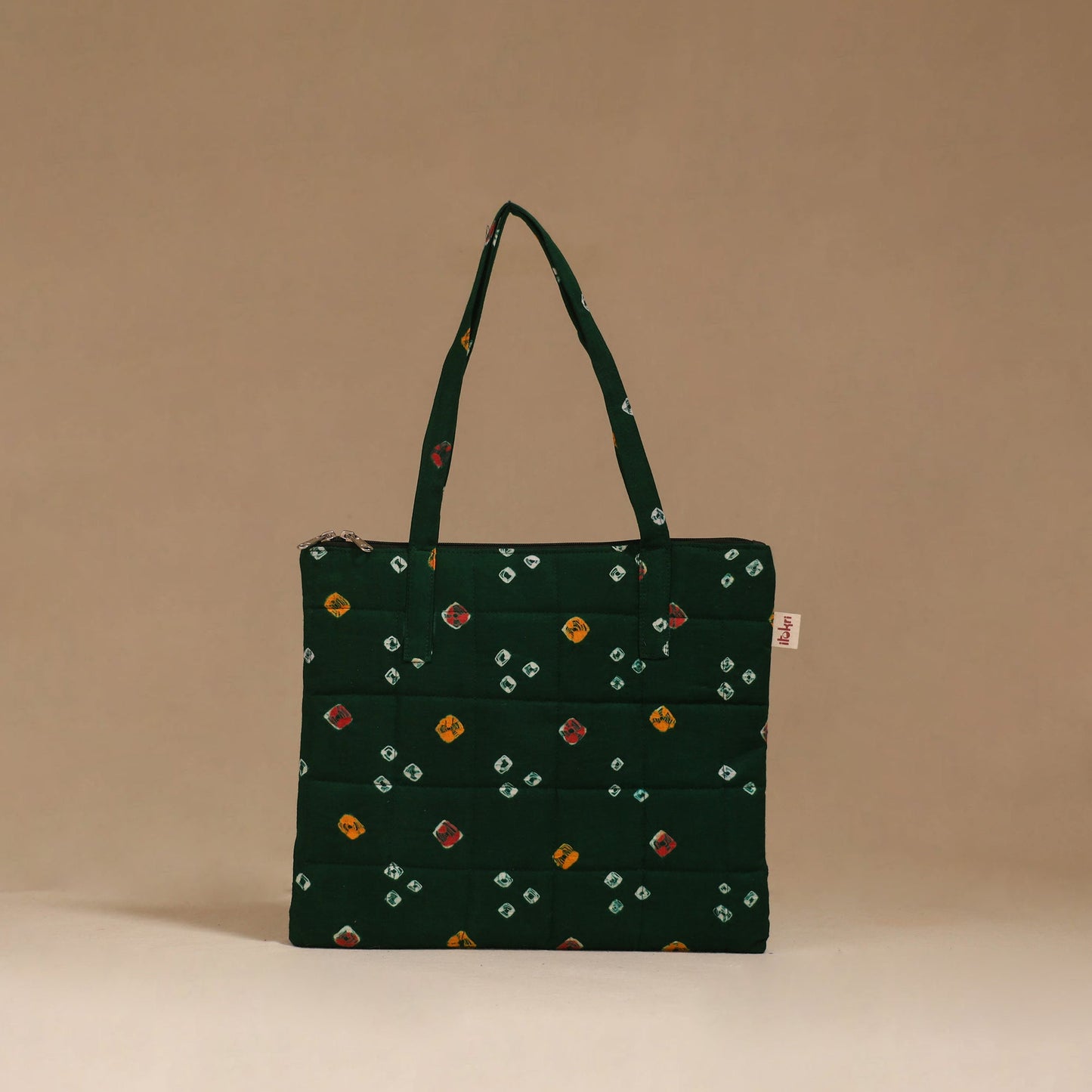 Handcrafted quilted handbag 82