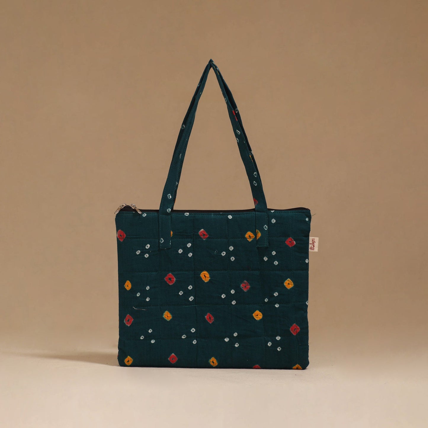 Handcrafted quilted handbag 89