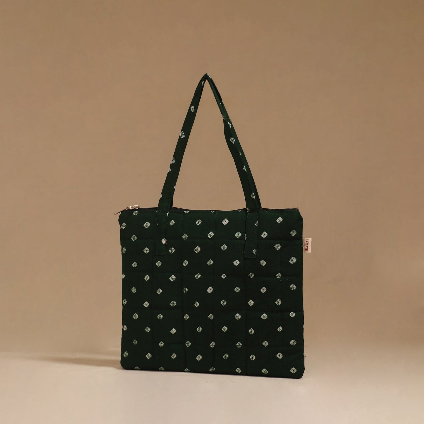 Handcrafted quilted handbag 93