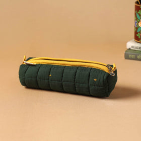 Handcrafted quilted pencil pouch 01