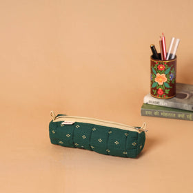 Handcrafted quilted pencil pouch 06