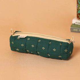 Handcrafted quilted pencil pouch 06