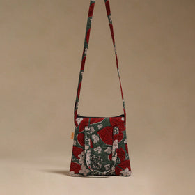 Handcrafted quilted sling bag 08