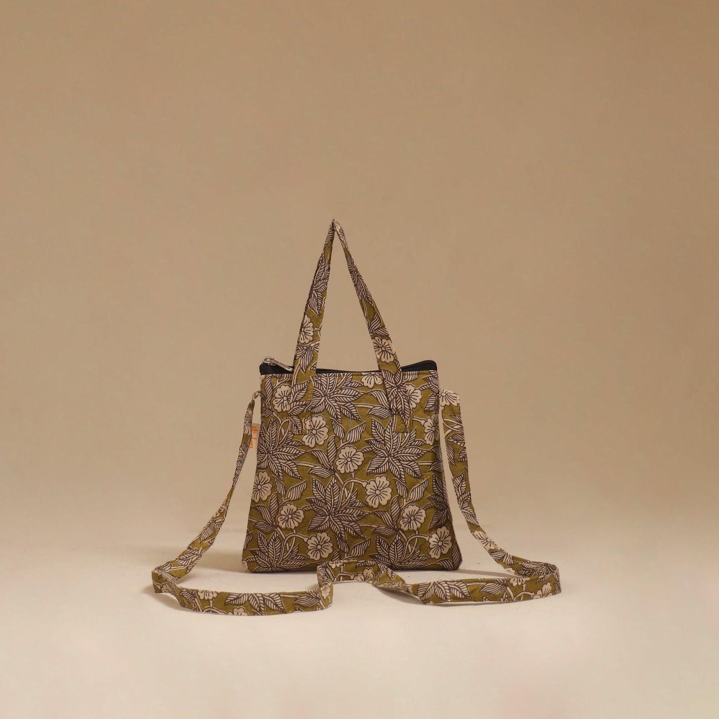 Handcrafted quilted sling bag 27