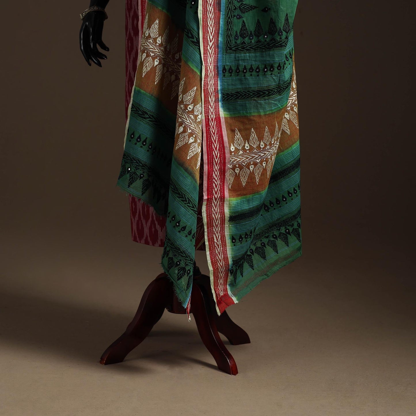 Green - handloom cotton bengal hand kantha work dupatta 12