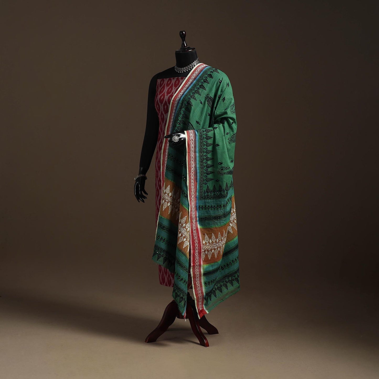 Green - handloom cotton bengal hand kantha work dupatta 12