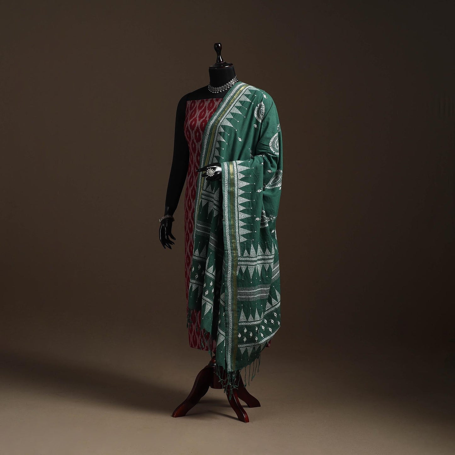 Green - handloom cotton bengal hand kantha work dupatta 13