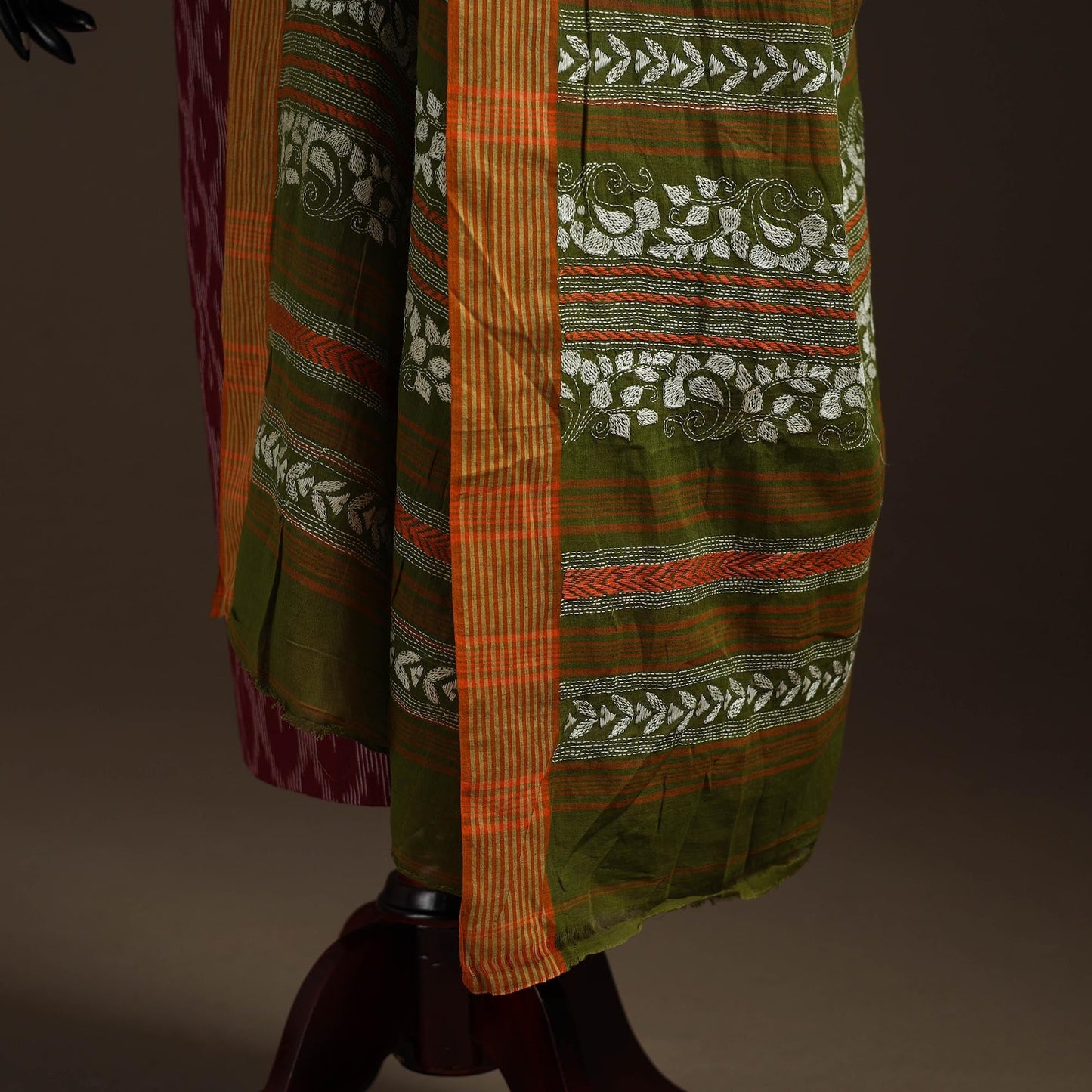 Green - handloom cotton bengal hand kantha work dupatta 28