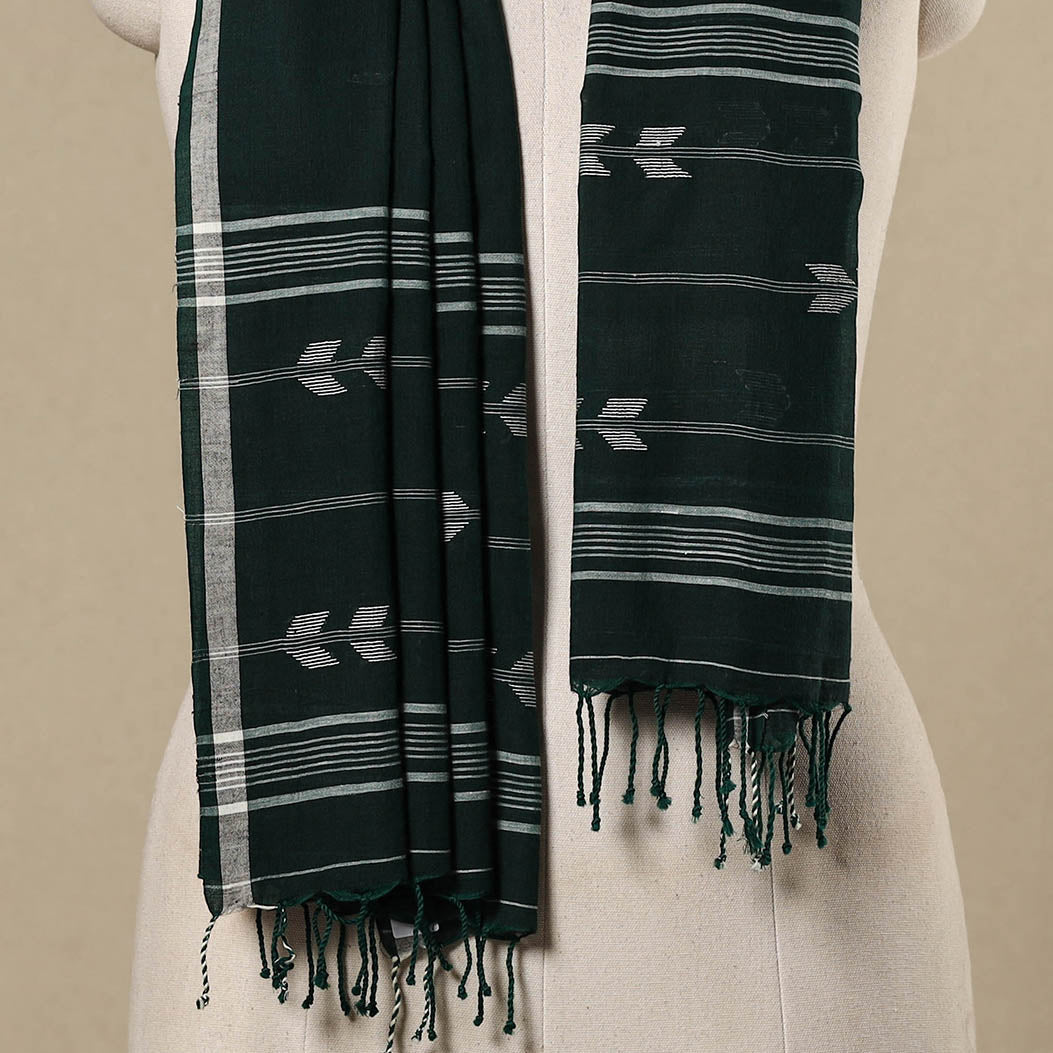 Green - handloom cotton phulia jamdani stole with tassels