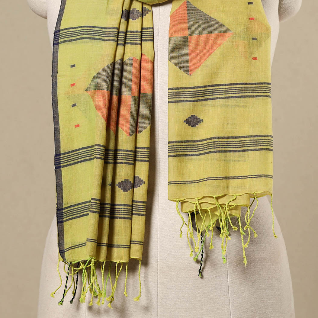 Green - handloom cotton phulia jamdani stole with tassels